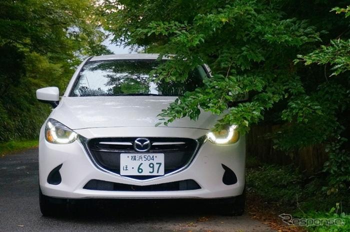 Mazda 2 2015