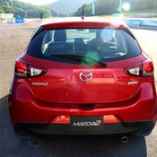 รีวิว Mazda 2 ใหม่