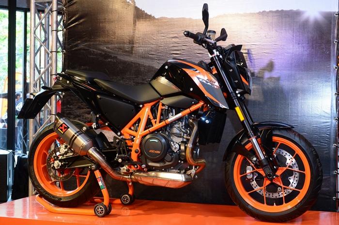 KTM 690 Duke R