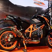 KTM 690 Duke R