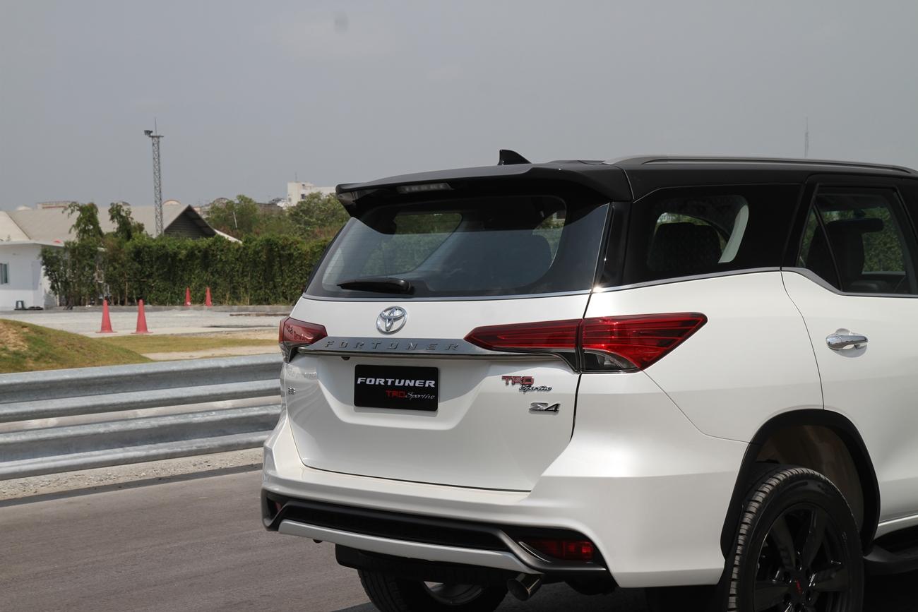 Fortuner TRD Sportivo