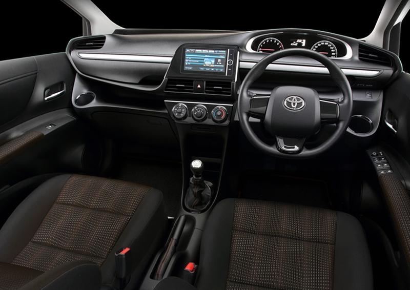 Toyota Sienta 