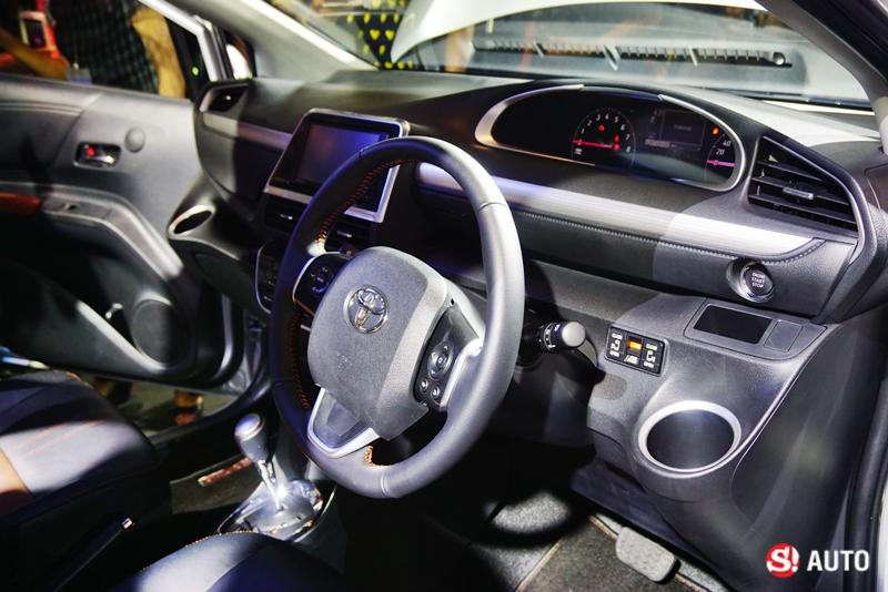 Toyota Sienta 