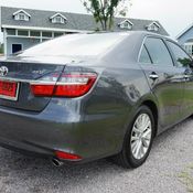 Toyota Camry 2.5G 