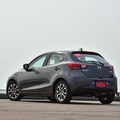 Mazda2 2017