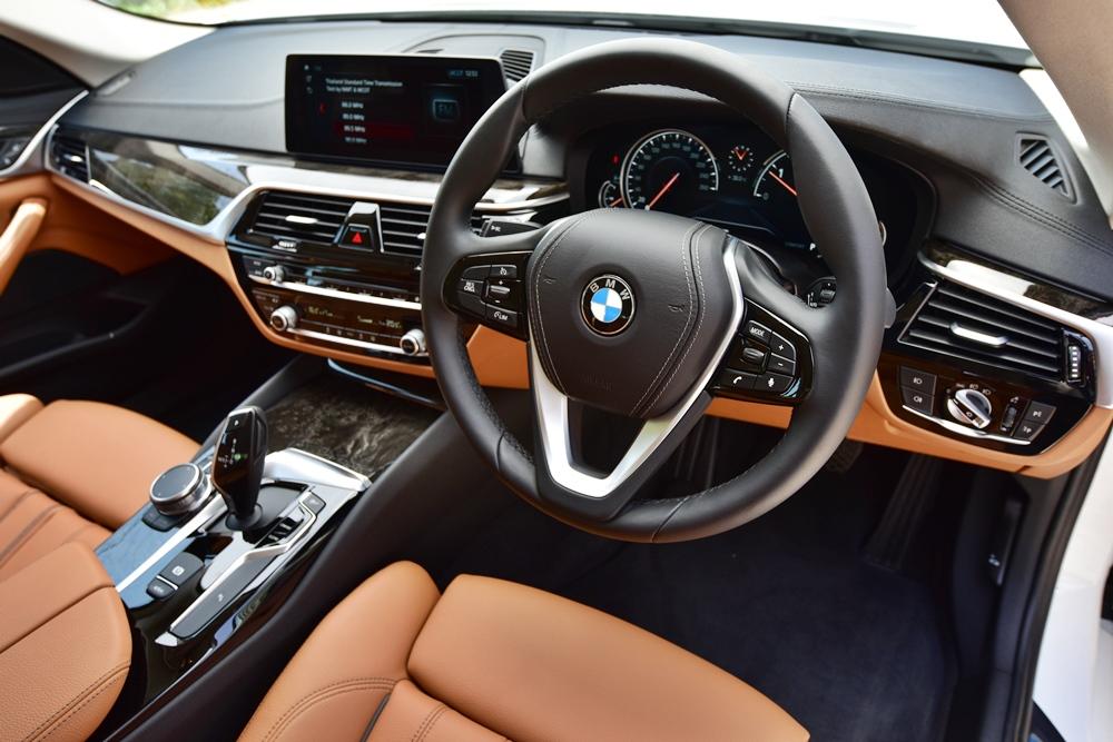 BMW 520d Sport 2017 (CKD)