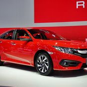 Honda Civic 2018 สีแดง Rallye Red