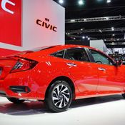 Honda Civic 2018 สีแดง Rallye Red