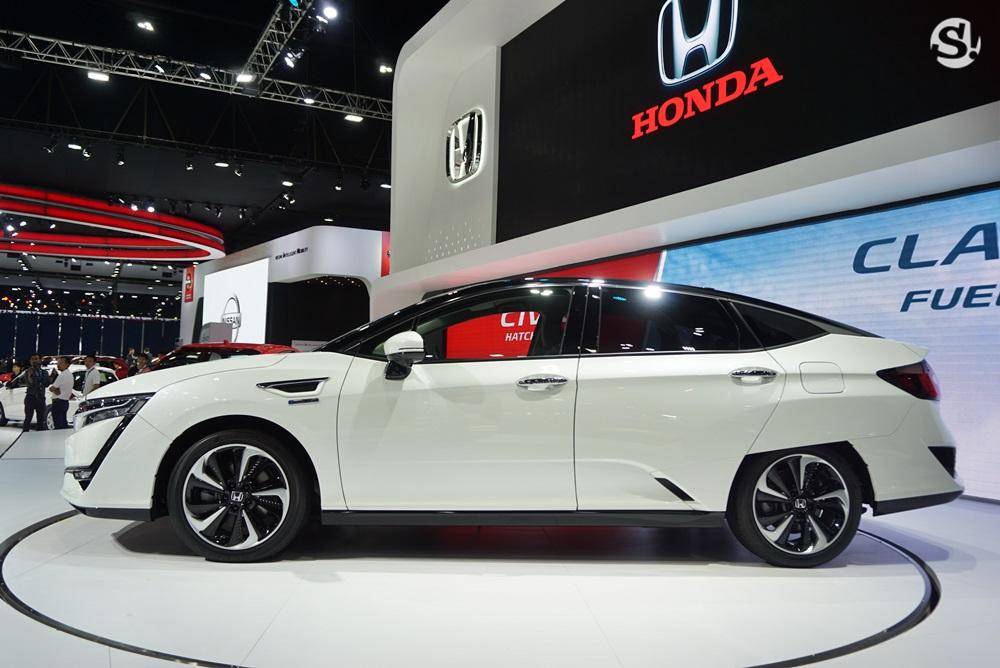 Honda Clarity Fuel Cell