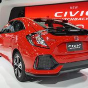 Honda Civic Hatchback 2018 สีแดง Rallye Red