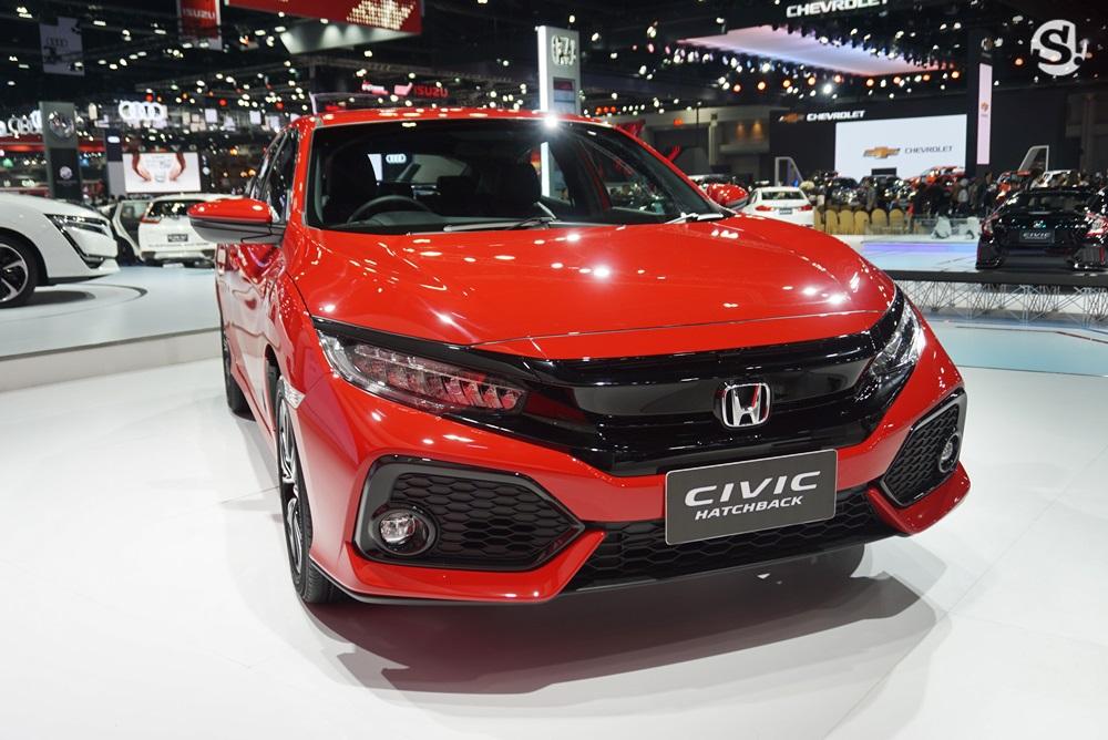 Honda Civic Hatchback 2018 สีแดง Rallye Red