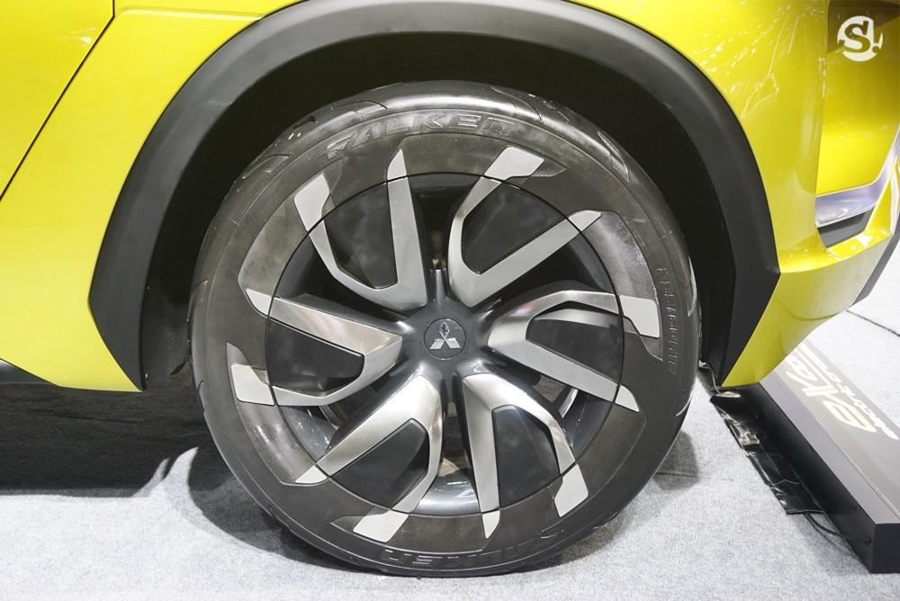 Mitsubishi eX Concept