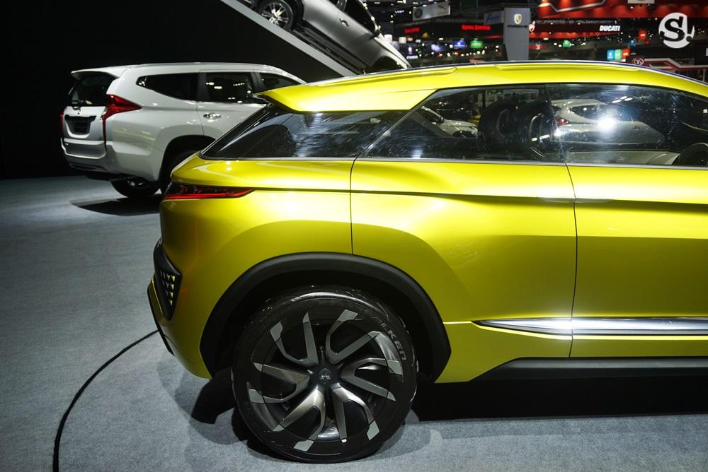 Mitsubishi eX Concept