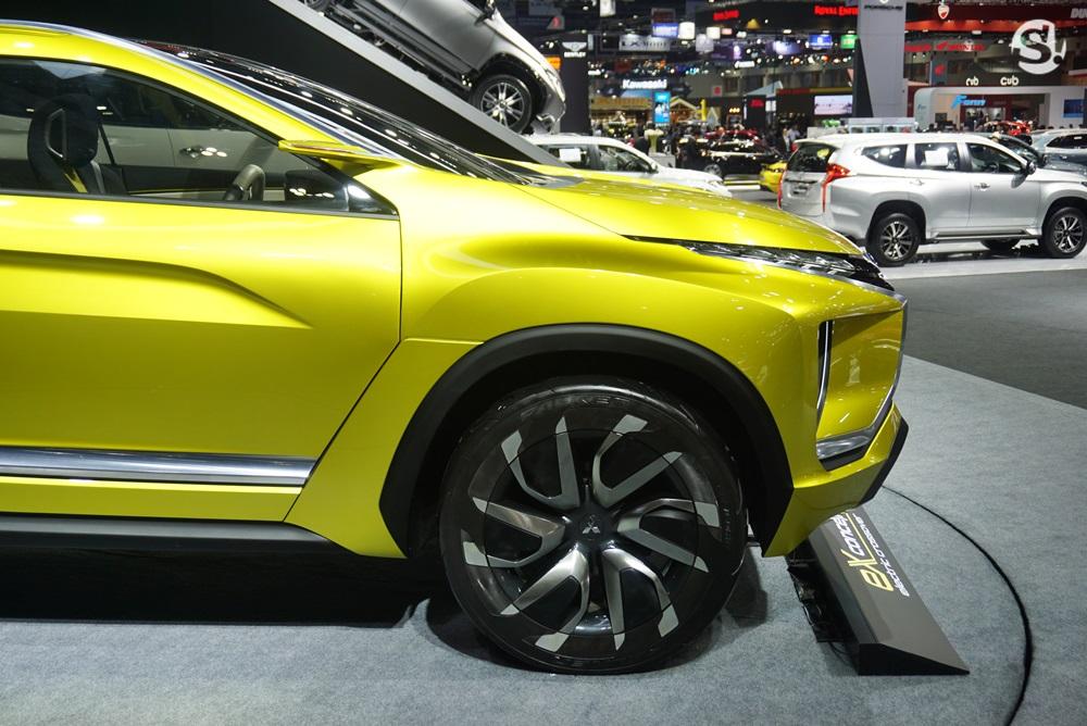 Mitsubishi eX Concept