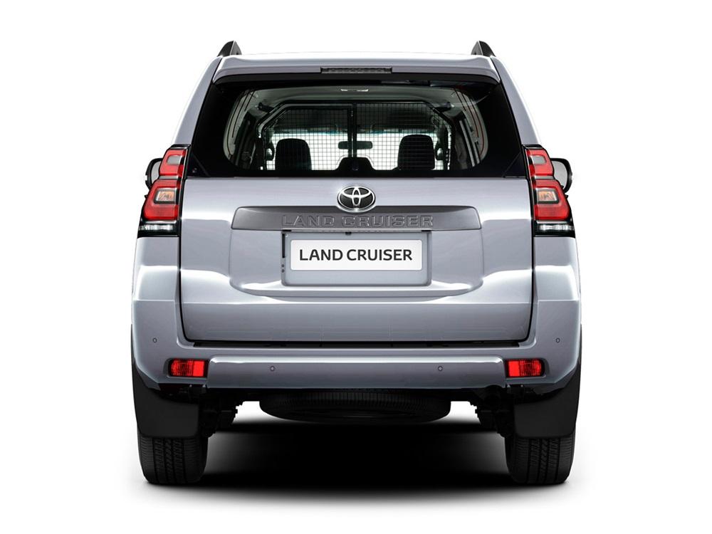 Toyota Land Cruiser Commercial 2018 