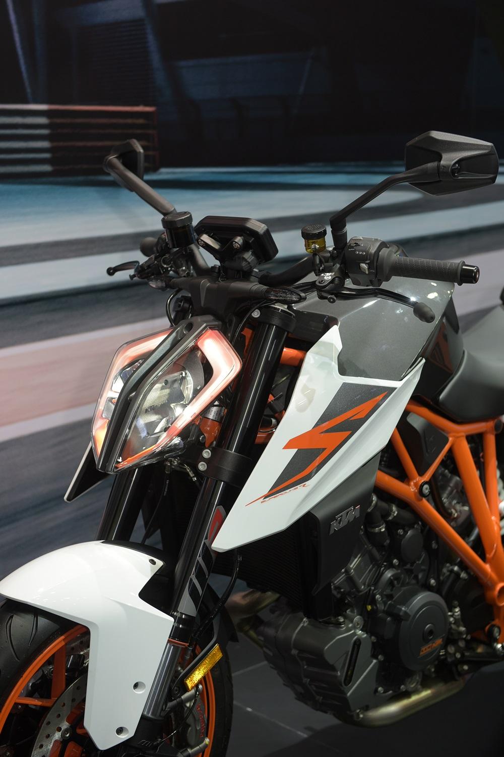 KTM 1290 Super Duke R 2018