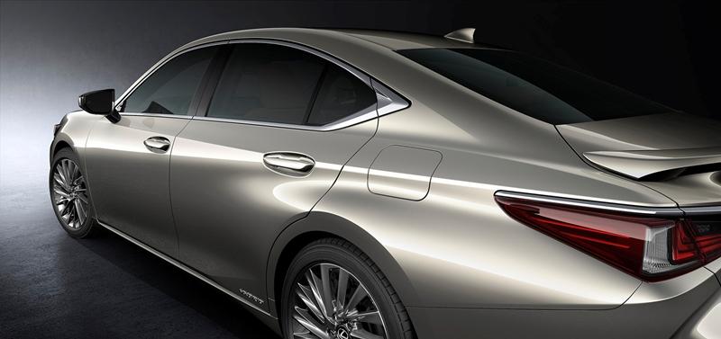 Lexus ES300h 2018