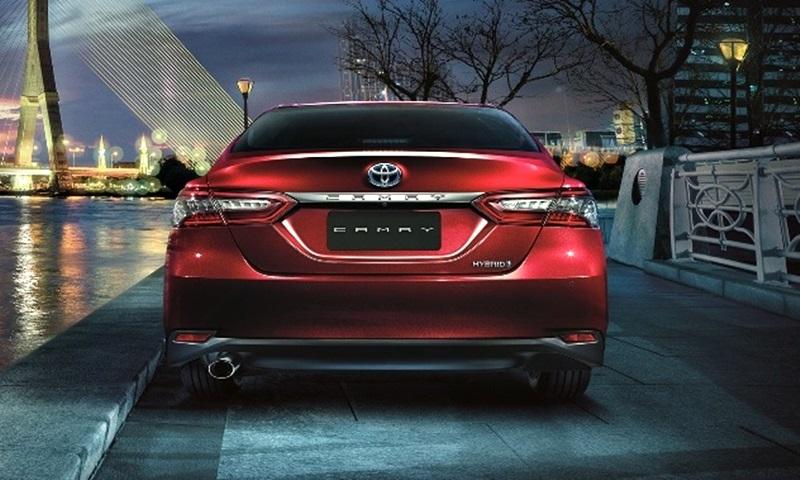 Toyota Camry 2019