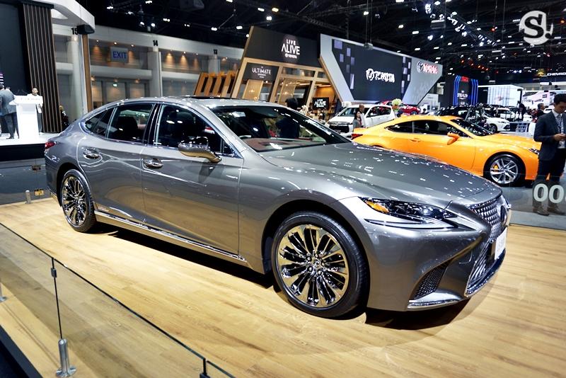 บูธรถ LEXUS ในงาน Motor Expo 2018