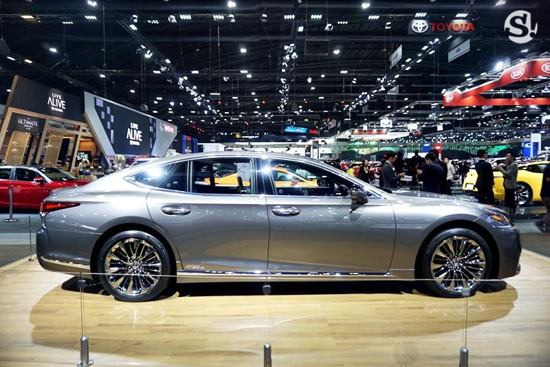 บูธรถ LEXUS ในงาน Motor Expo 2018