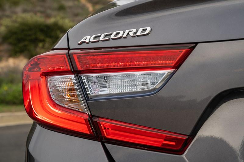 Honda Accord 2019 US Spec