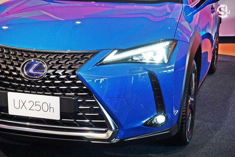 Lexus UX250h 2019