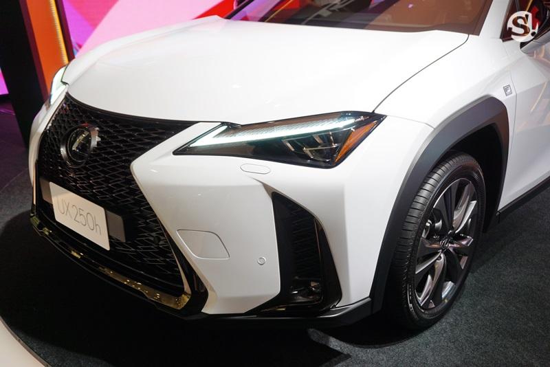 Lexus UX250h 2019