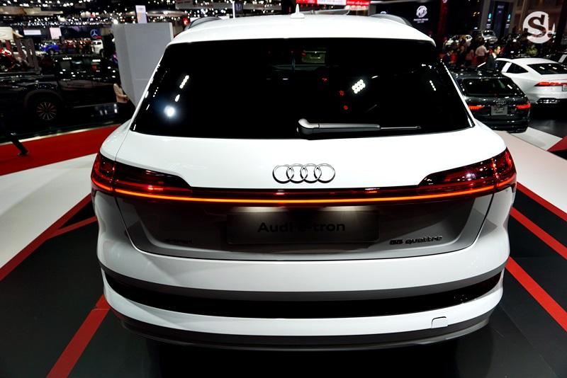 Audi e-tron 55 quattro 2019