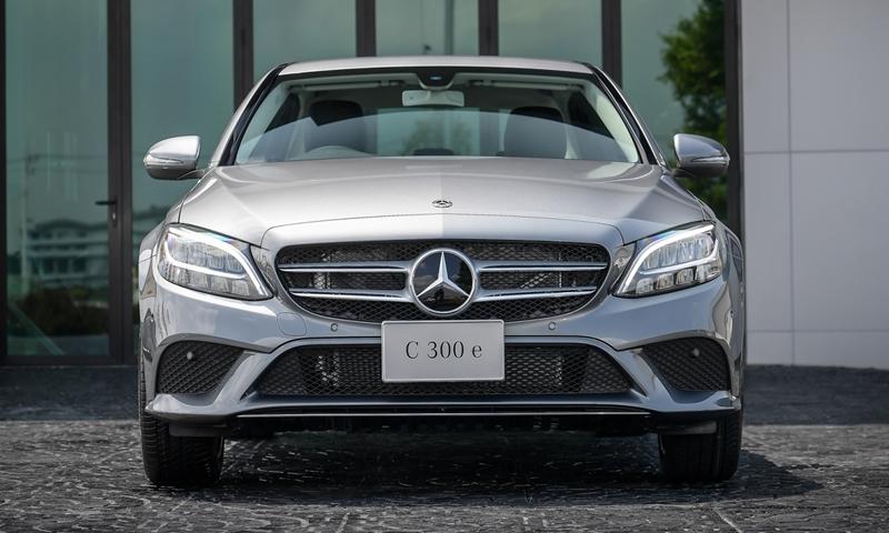 Mercedes-Benz C 300 e Avantgarde