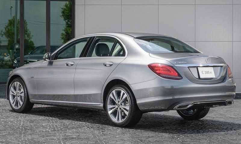 Mercedes-Benz C 300 e Avantgarde