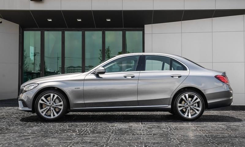 Mercedes-Benz C 300 e Avantgarde