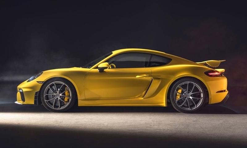 Porsche 718 Cayman GT4 2020