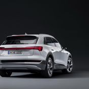 Audi E-Tron 50 รถไฟฟ้าอเนกประสงค์แบตเตอรี่เล็ก ราคายังไม่เผย แต่ถูกลงแน่!