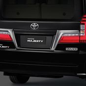 เผยโฉมคันจริง All-new Toyota Majesty รถตู้สุดพรีเมียมราคาเริ่มต้นไม่ถึงสองล้านบาท