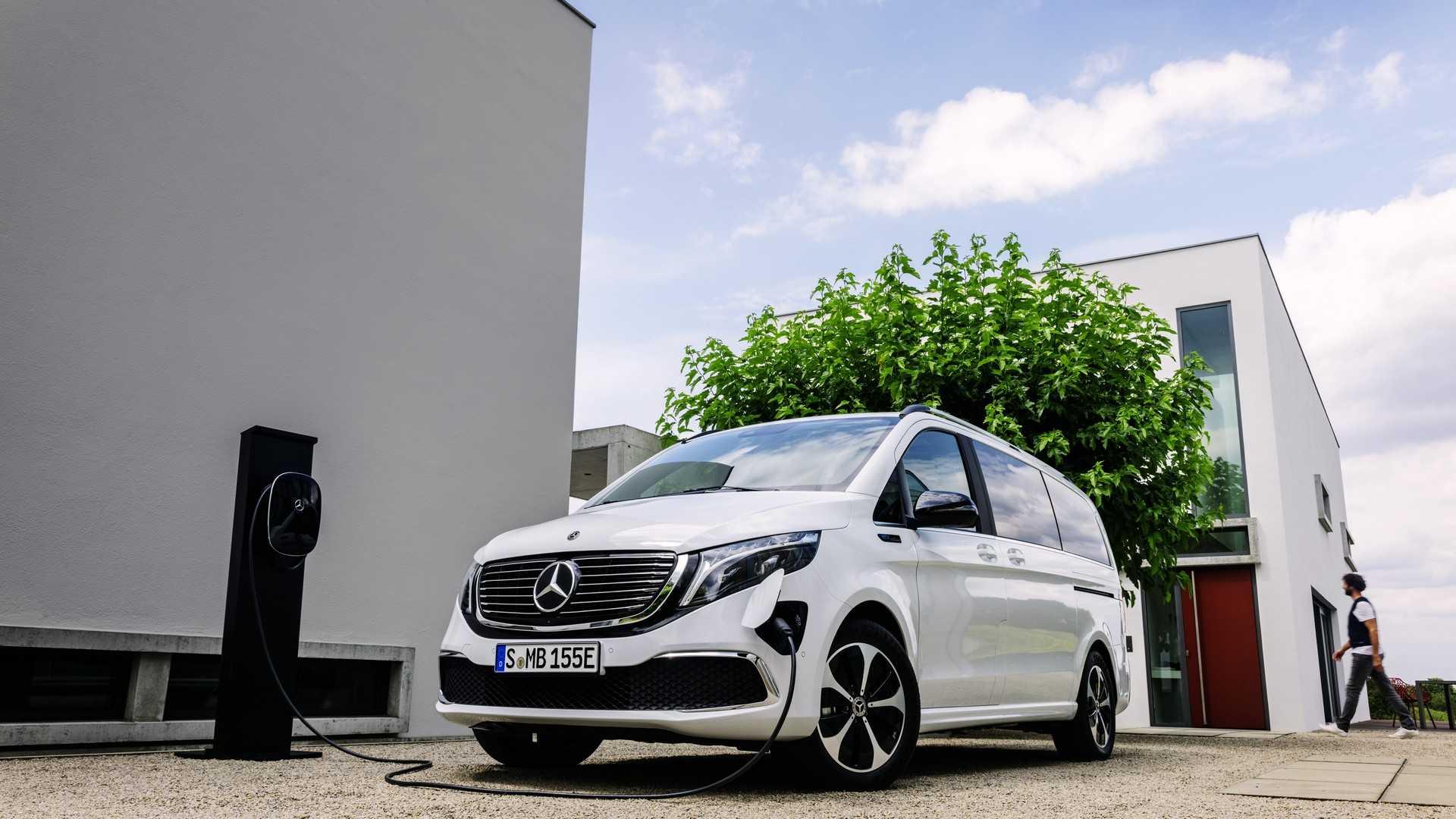 Mercedes-Benz EQV รถตู้อเนกประสงค์ต้นแบบพลังงานไฟฟ้า พร้อมโชว์ตัวที่เยอรมนีกันยายนนี้