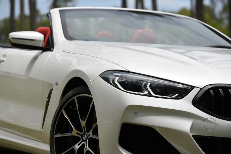 BMW M850i xDrive Convertible เปิดประทุนหรูอัดแน่นความสปอร์ตในราคากว่า 13 ล้าน