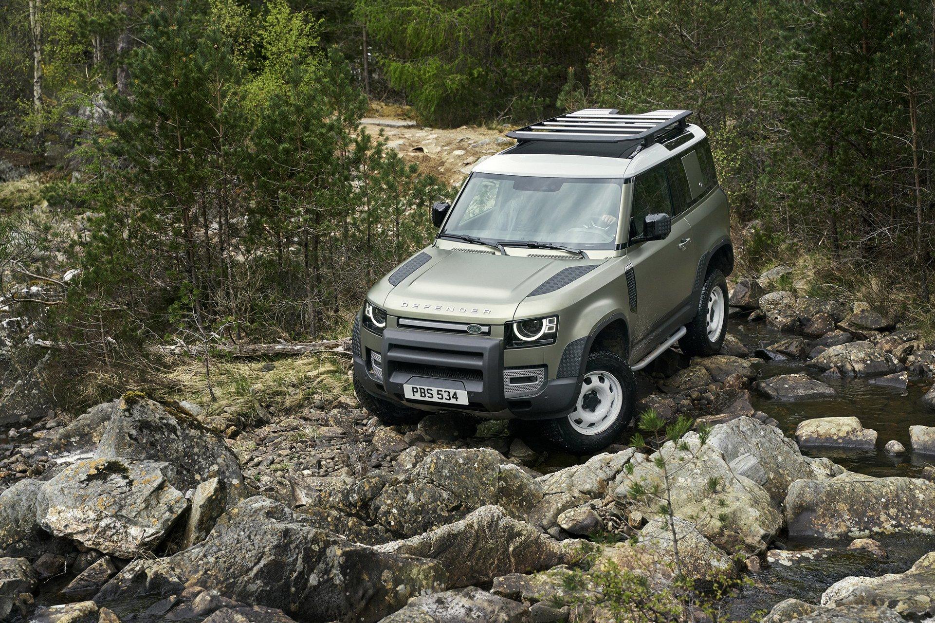 All-new Land Rover Defender 2020 เมื่อออฟโรดในตำนานฟื้นคืนชีพ!