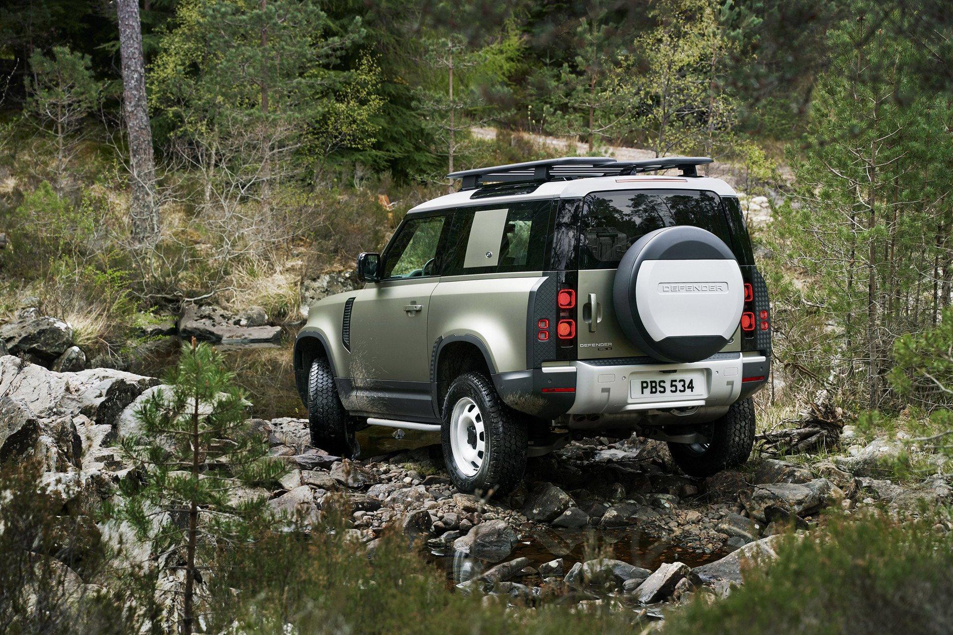 All-new Land Rover Defender 2020 เมื่อออฟโรดในตำนานฟื้นคืนชีพ!