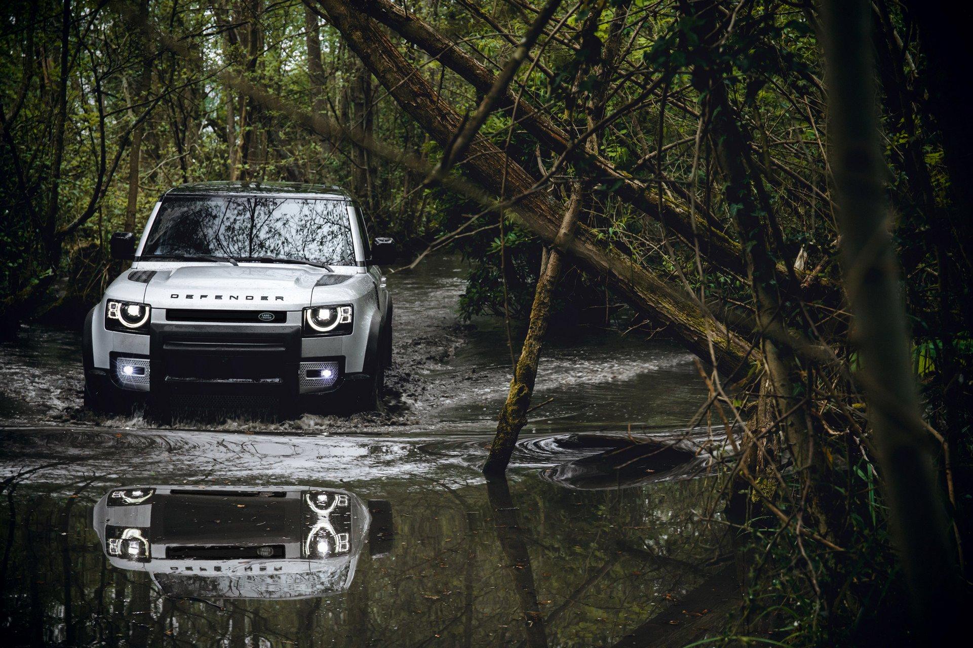 All-new Land Rover Defender 2020 เมื่อออฟโรดในตำนานฟื้นคืนชีพ!