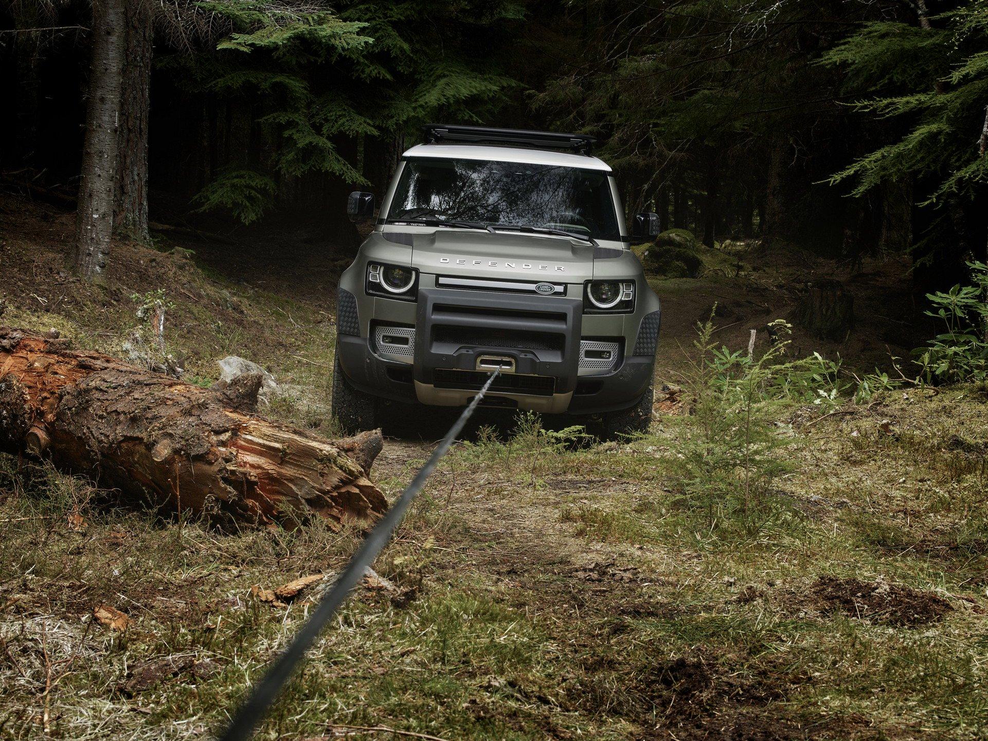 All-new Land Rover Defender 2020 เมื่อออฟโรดในตำนานฟื้นคืนชีพ!