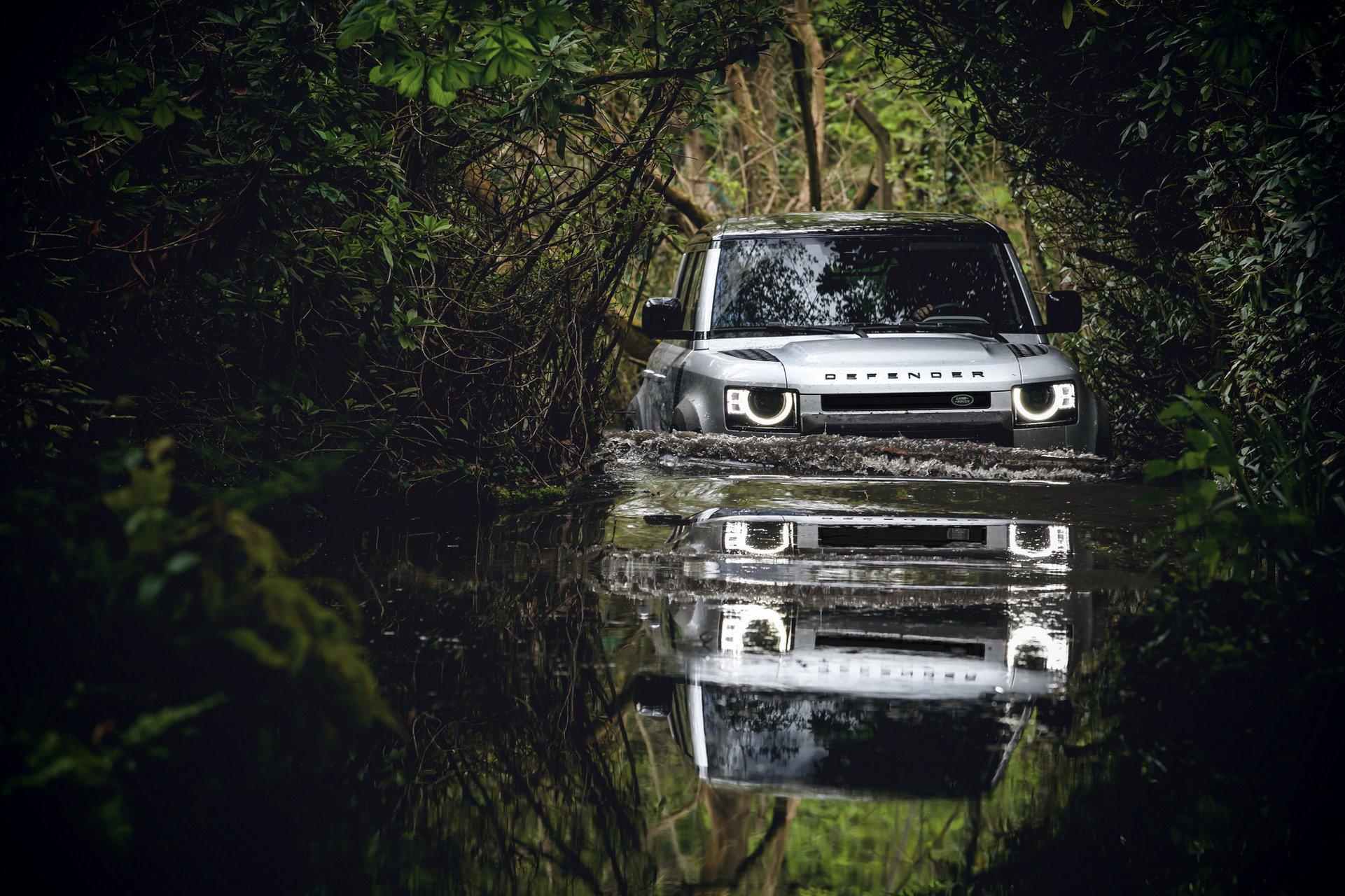 All-new Land Rover Defender 2020 เมื่อออฟโรดในตำนานฟื้นคืนชีพ!