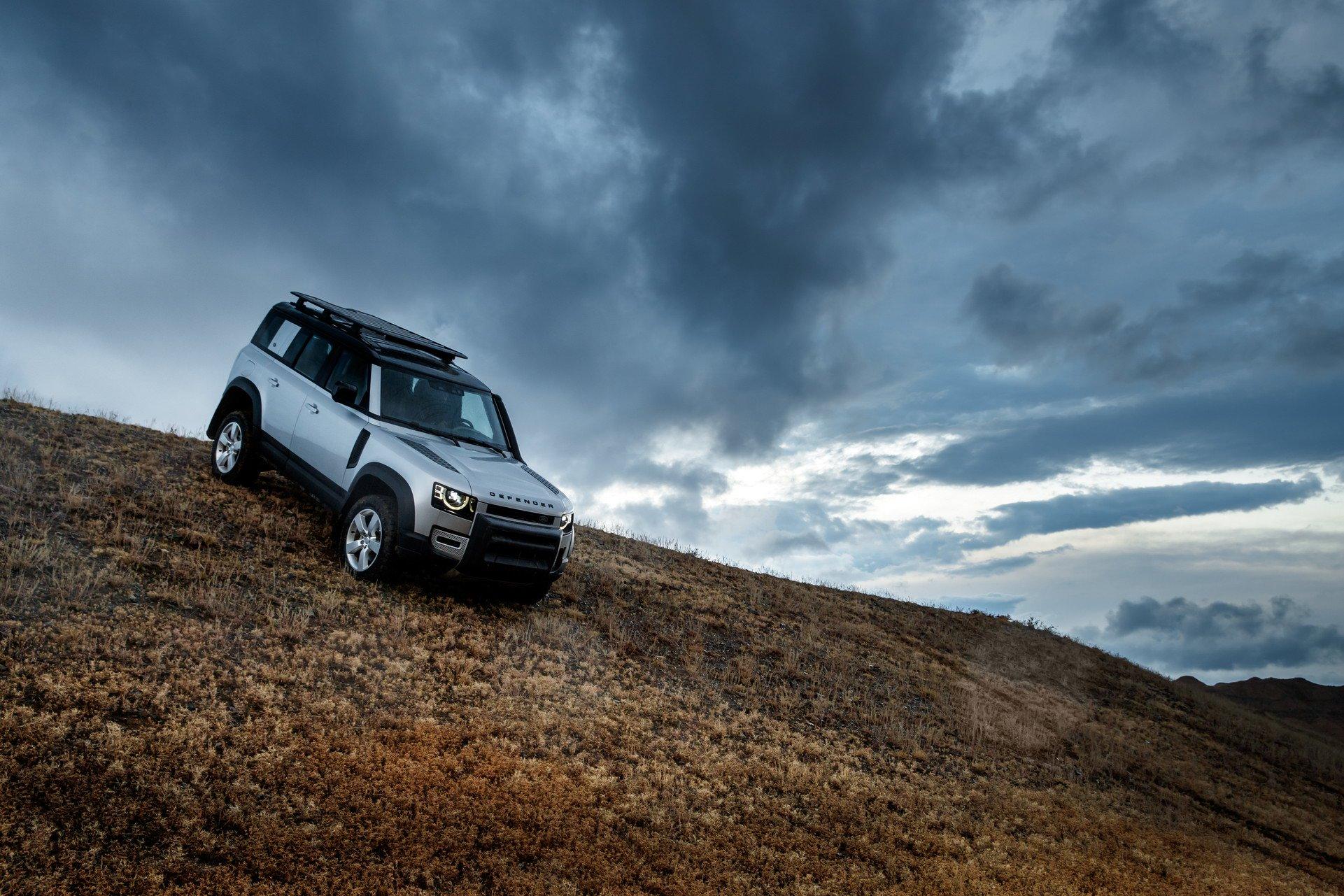 All-new Land Rover Defender 2020 เมื่อออฟโรดในตำนานฟื้นคืนชีพ!