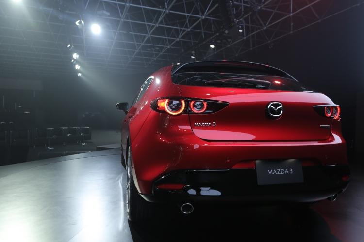 All-new Mazda3 เมื่อการดีไซน์ผสมผสาน “ยานยนต์ มนุษย์ ศิลปะ” เข้าไว้ด้วยกัน