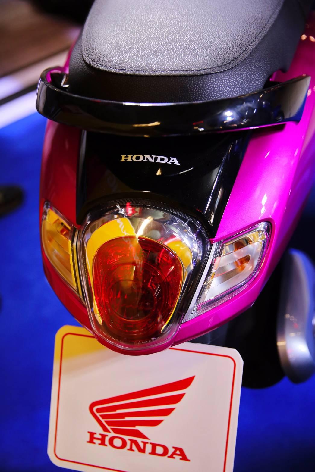 All-new Honda Scoopy i โฉมใหม่ดีไซน์จี๊ด ราคาเริ่มต้นไม่ถึงห้าหมื่น!