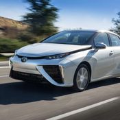 Toyota Mirai รถยนต์พลังงานไฮโดรเจนเจเนอเรชั่นใหม่เตรียมให้ยลโฉมในปี 2020