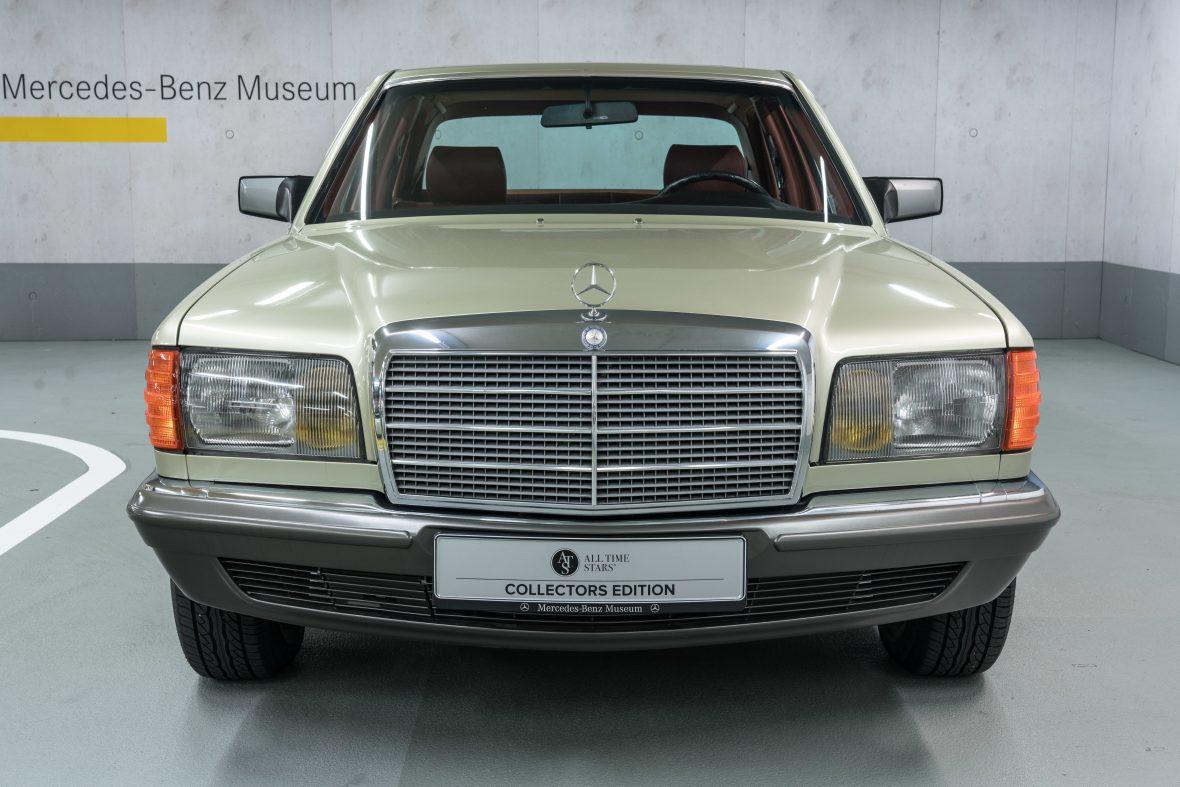ส่อง Mercedes-Benz 280 SE แม้จะผ่านมา 40 ปี แต่คันนี้สภาพพร้อมใช้!