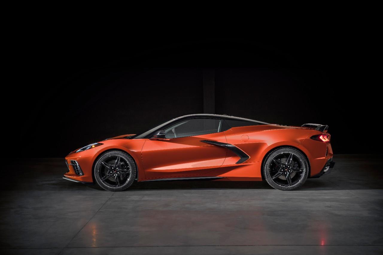 Chevrolet Corvette Stingray Convertible 2020 เปิดประทุนสุดงามในราคา 2 ล้านเศษ