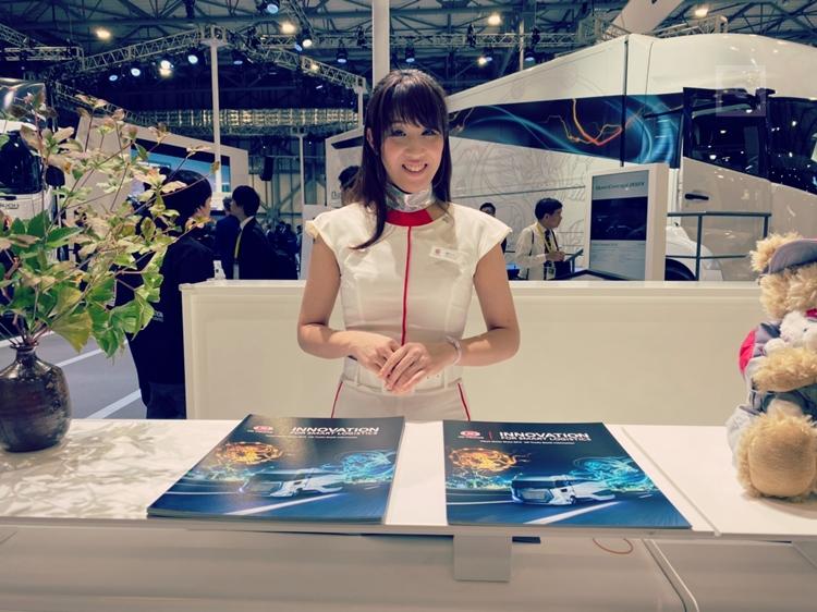 งู้ยน่ารักจัง! รวมภาพความมุ้งมิ้งจากพริตตี้ส่งตรงจาก Tokyo Motor Show 2019