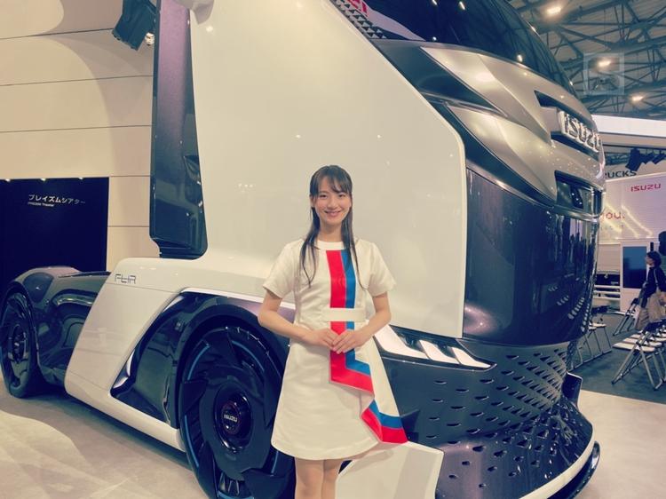 งู้ยน่ารักจัง! รวมภาพความมุ้งมิ้งจากพริตตี้ส่งตรงจาก Tokyo Motor Show 2019