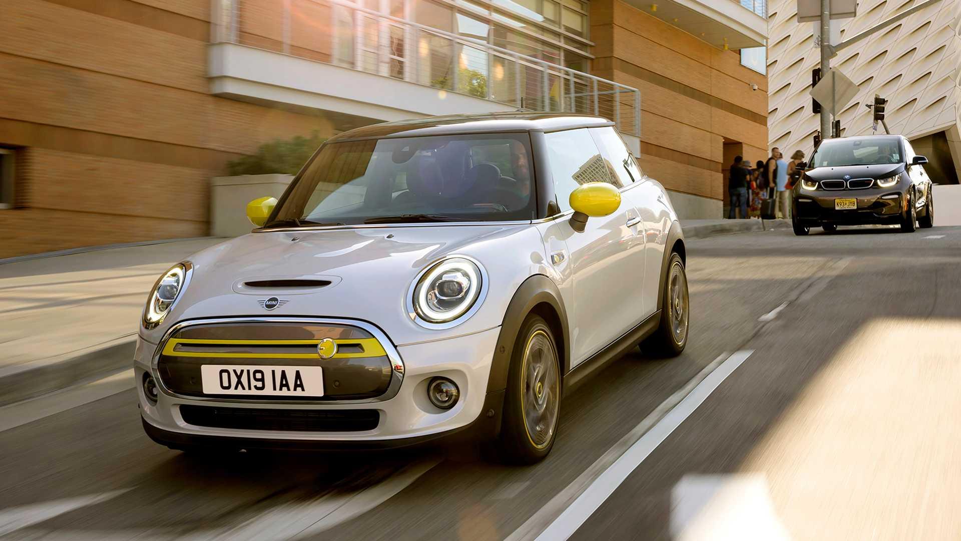 Mini Cooper SE 2020 รถยนต์ไฟฟ้าคันจิ๋วเคาะราคาไม่ถึงล้าน!